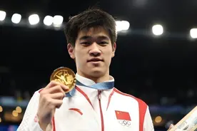 破防!菲尔普斯被潘展乐震惊:以1秒优势赢得100自 这辈子闻所未闻图片