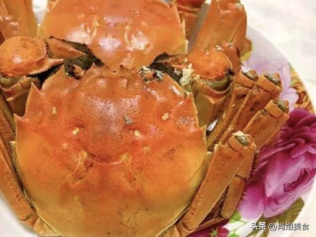蒸螃蟹要多长时间才熟？牢记3个时间点	，不掉腿不流黄，蟹肉鲜嫩