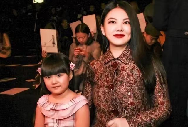 李湘也没想到，释永信被查第10天，恶心的一幕出现还牵连王诗龄