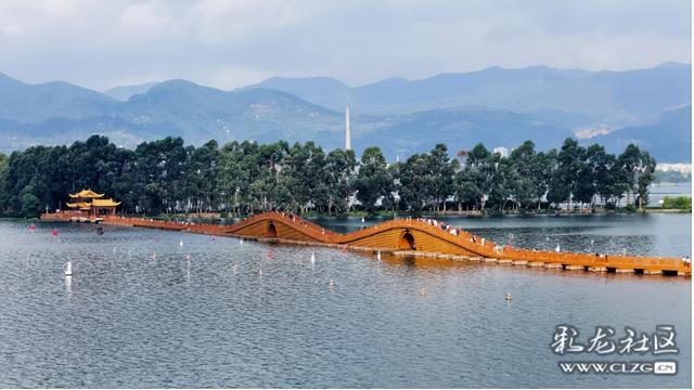 东风坝开合浮桥打个卡