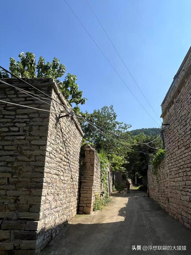 肥城一日游之最后一站：始建于唐代的空杏寺和空杏寺村