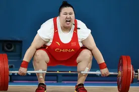 第40金！李雯雯稳稳夺冠，无悬念卫冕图片
