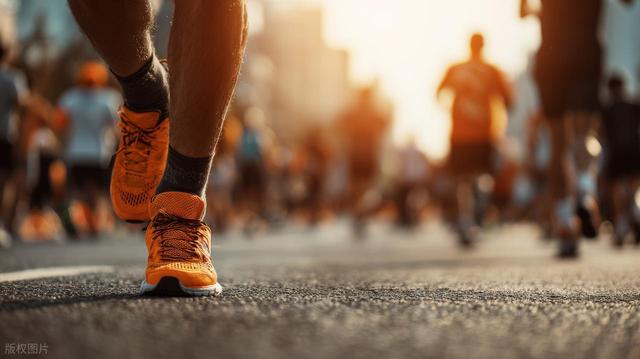 如何看待男子用 34 天从北京跑步到上海？