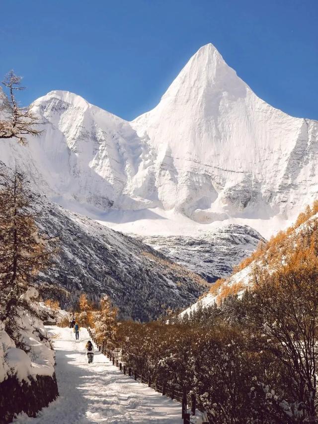 可惜你不爬雪山，不知道天河路的含金量！