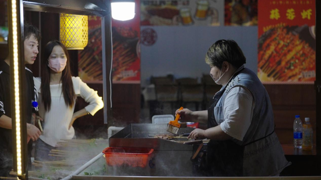 “夜”态万千go嗨，万象街夜夜夜耶！🤟