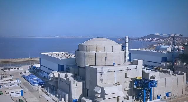 烧“土”发电？美国50年都搞不定的硬骨头，中国在戈壁滩完成了