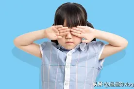 小学生近视不配眼镜，打羽毛球训练，能治好近视？图片