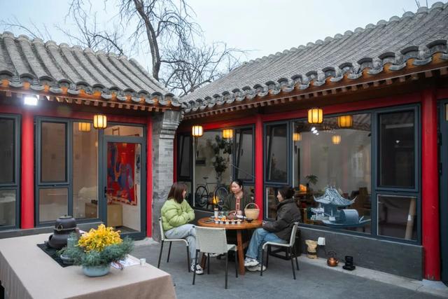 白塔寺街区跨年文化盛宴欢乐启幕