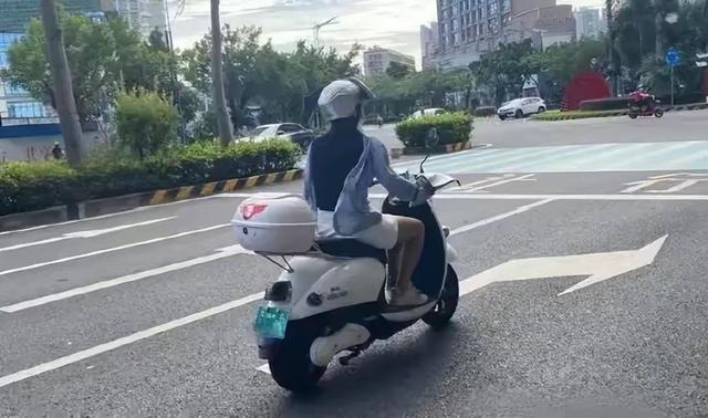 公安部：新规来了！持C1驾驶证的乐了！210元解锁15种车型