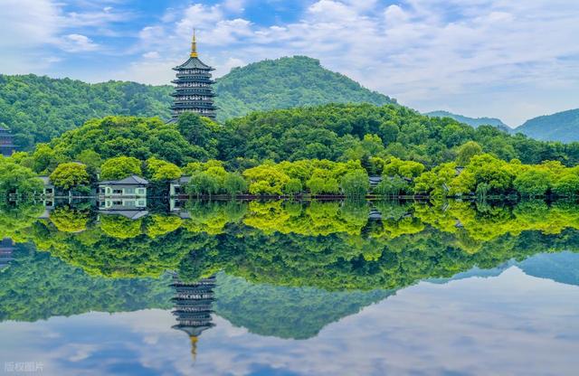 国内超适合老人游玩的6座城市，不累、不赶、不折腾，每个都好玩