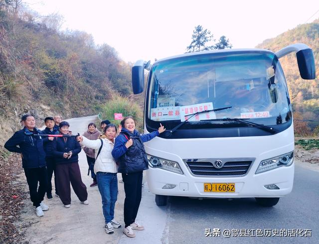 飞哥陪您横跨两镇古道赏“秋景”