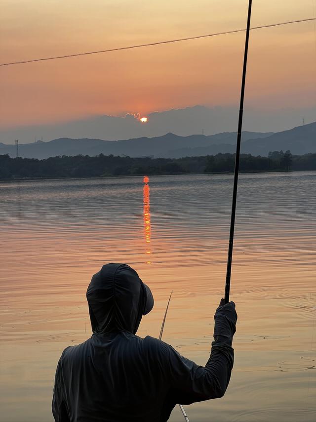 AI替代重复劳动！哪些能力不会被取代？“会玩”成关键答案