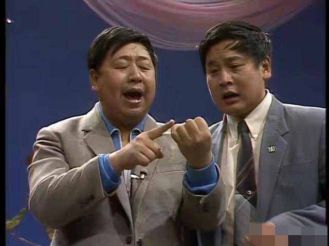 相声界泰斗北京聚会，李国盛坐C位，李金斗 赵炎 石富宽站二排