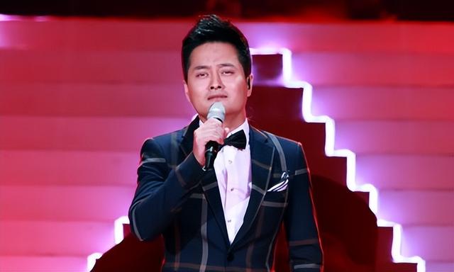 她靠星光大道一炮而红	，却因当小三前途尽毁，今39岁活成这样