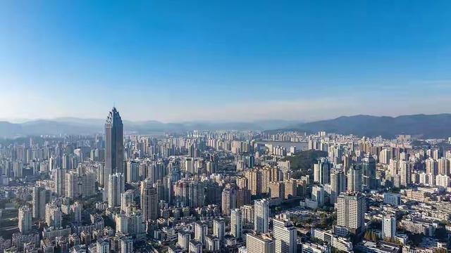 最新GDP排名来了，全国50强城市又变了，这个省会今年有点悬