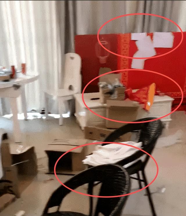 李湘事件升级！家境被扒底朝天，父母身份曝光，果然不简单