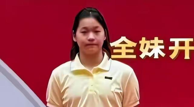 郭晶晶也没想到，18岁官宣喜讯的全红婵，竟和她走了同一条"老路"