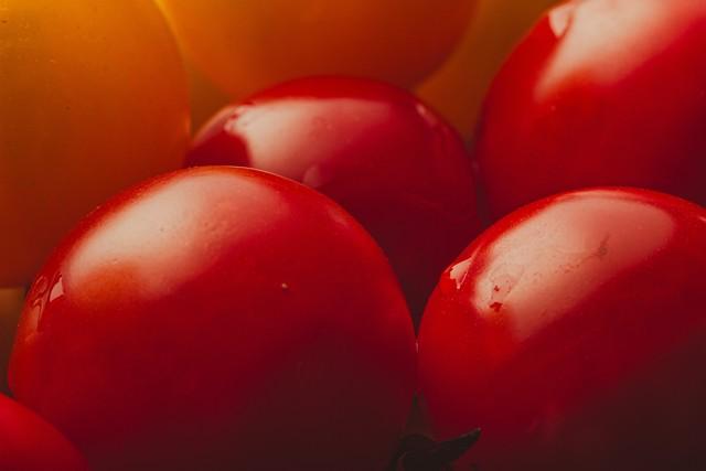 解析：猪肉比西红柿便宜的经济动向