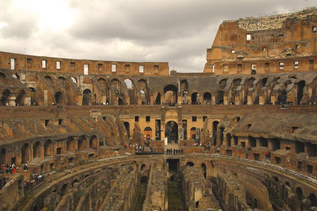 意大利真的很脏乱差吗？实地走进古城罗马，颠覆了我对欧洲的印象