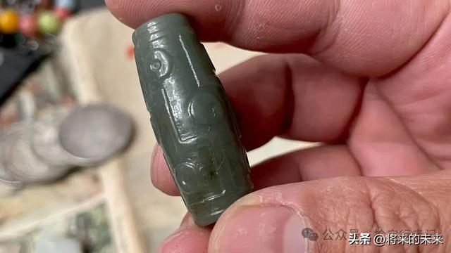 北京废品站“捡宝”，满满一大堆，还藏了一个白玉锁