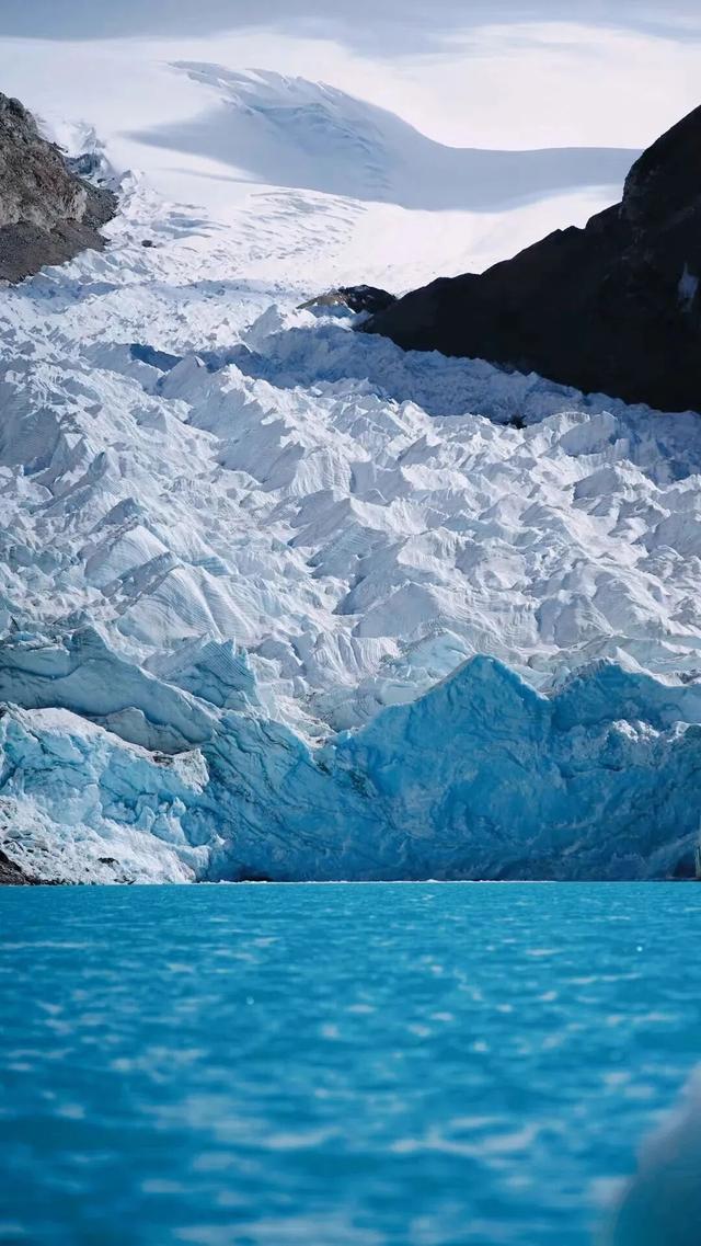 西藏没有海，却收集了世间所有蓝