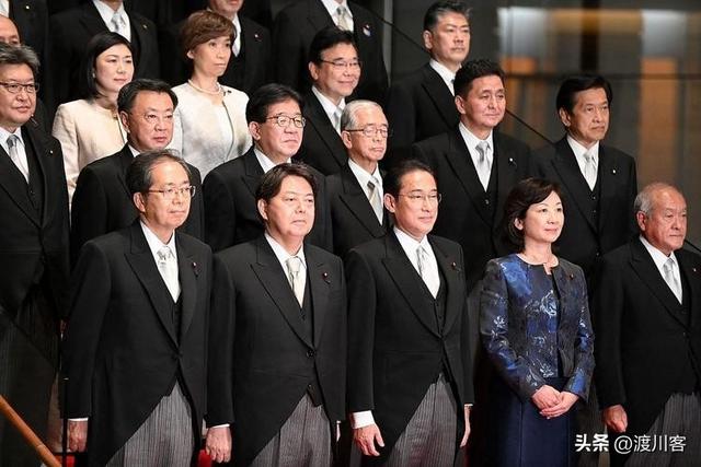 日本众议院正式解散！美财长当着全球的面，喊出高市最不想听的话