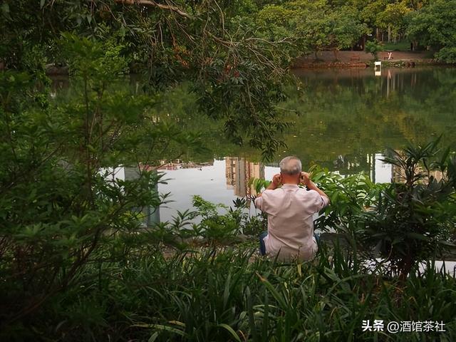 86岁老太去世遗体没人管！生前和丈夫AA，死后子女却都不愿尽孝
