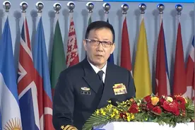 中国国防部长谈台湾问题：解放军随时准备着图片