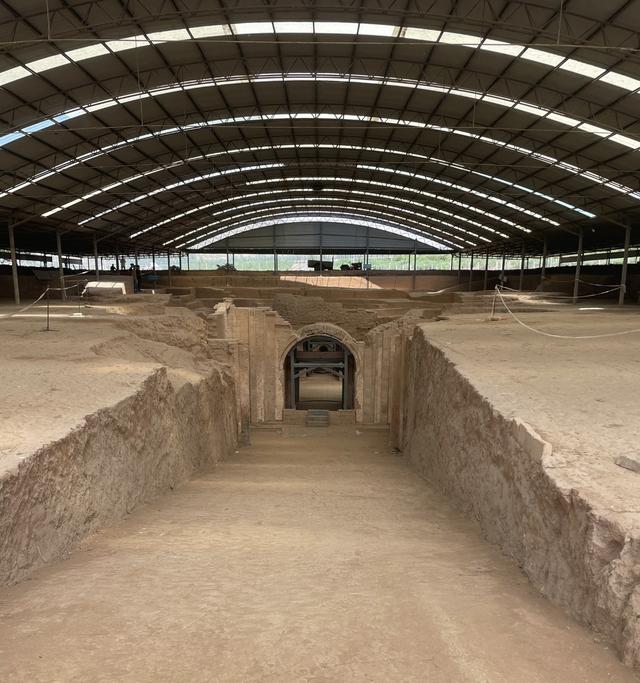 这座火车都没通的河北小城，却藏着中国历史上最悠久的北岳庙
