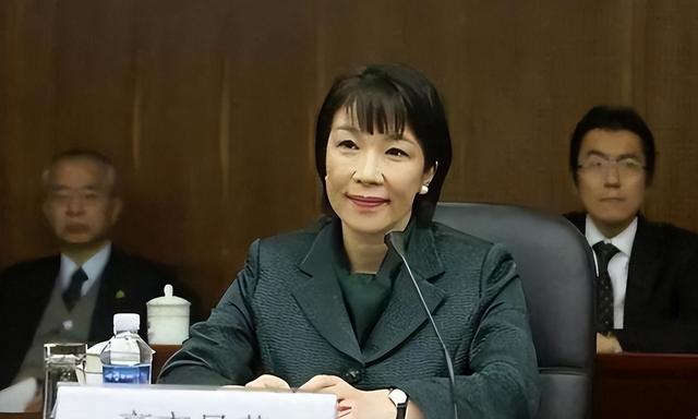 终于是打疼了，日本前首相之女请求来华	，中国一句话亮明态度