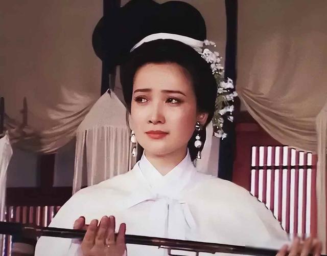 著名演员何晴，去世！“她生病后一直希望低调”