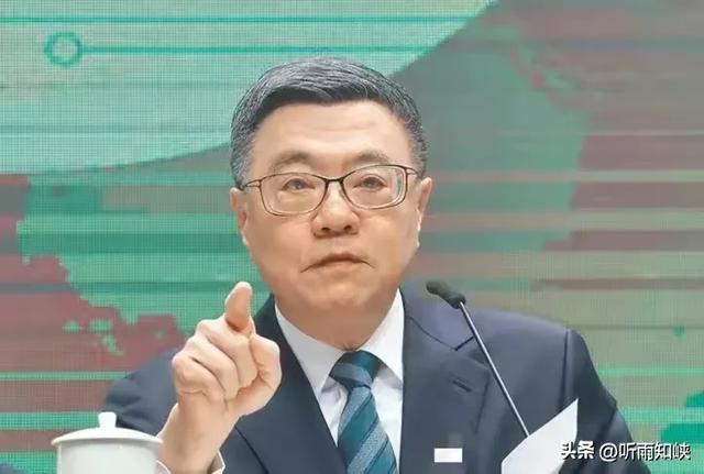罢免情势骤变,卓荣泰面临辞职,吴思瑶彻底慌了,蓝营铁娘子出山