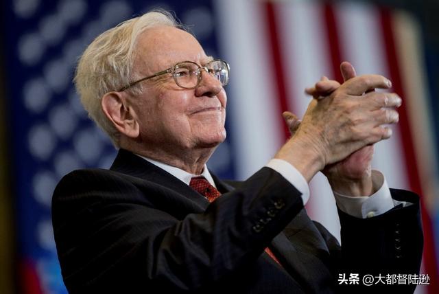 股神巴菲特交出退休前成绩单！为何手握巨额现金，却什么都不买？