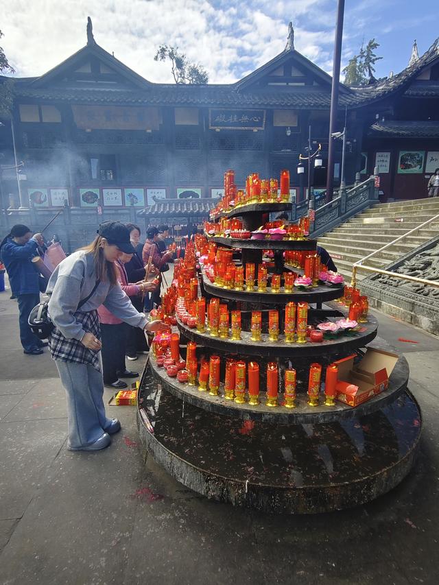 南行漫记：离开南充走G318到达遂宁，驻车圣莲岛营地