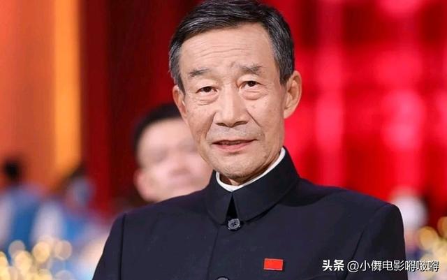 明明只是戏子，却把自己当大腕，论“耍大牌”，这6位明星够丢人