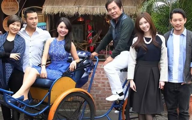 “6个老婆”同住一屋，每人每月7万零花钱，71岁娶第7房小娇妻