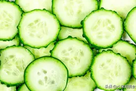 黄瓜大量上市，医生提醒：这3类人尽量少吃，吃黄瓜也是有禁忌的图片