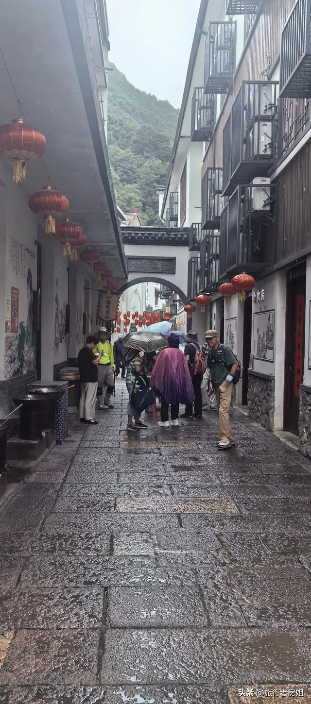 临安龙门秘境一景三村，山水相依确实如深山秘境