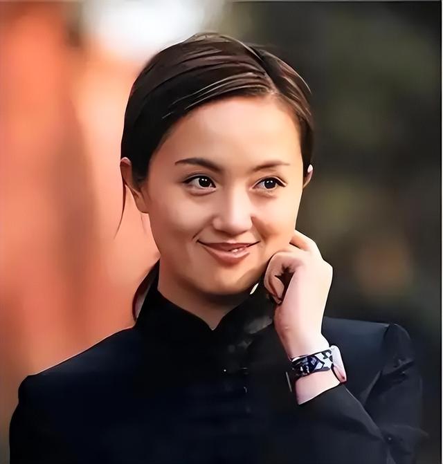 辛柏青丧妻刚满100天，离谱的事就发生了，被撮合娶马伊琍引争议
