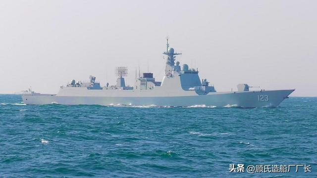 让中国海军军迷扬眉吐气的脊梁，人民海军052D型导弹驱逐舰的故事