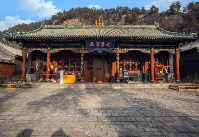 山西吕梁高清大图，一座宁静的城市