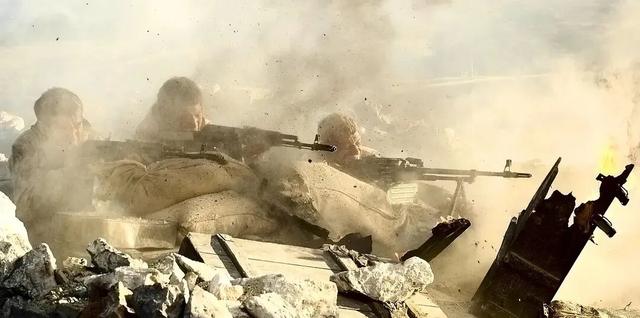 5部小众现代题材的战争片佳作，枪战场面一部比一部硬核