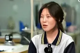 姜萍西装，三粒扣与数学完美结合?服装界数学大佬?图片