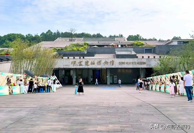 成都邛窑遗址公园，藏着格桑花海，壮观惊艳令人称奇，不要门票！