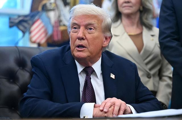 日本扛不住了，石破茂出面降温，中方二字绝杀，高市休想蒙混过关