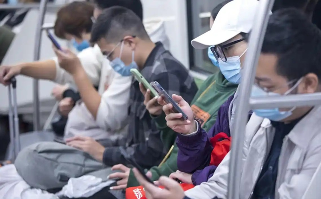 央视曝光新毒物！已流窜到全国，致癌率极高，你可能天天拿在手里