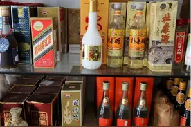 曾经被捧上天，如今却“沦为笑话”的4款老白酒，你知道几款？图片