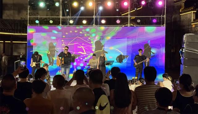 上城萧山温州……富阳这个村，游客好评不断！