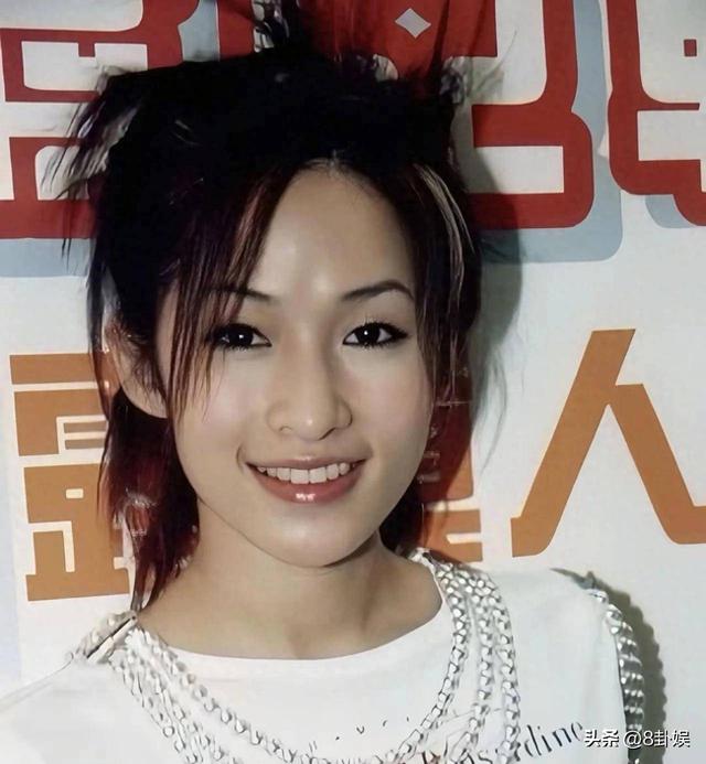 色字头上一把刀，"纵欲过度"的萧亚轩，终是为自己的行为买了单！