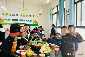 平江县简青芙蓉学校：唯有劳动最光荣，唯有美食不可辜负！图片